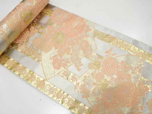 アンティーク　地紙に牡丹・菊模様織り出し　名古屋帯地反物